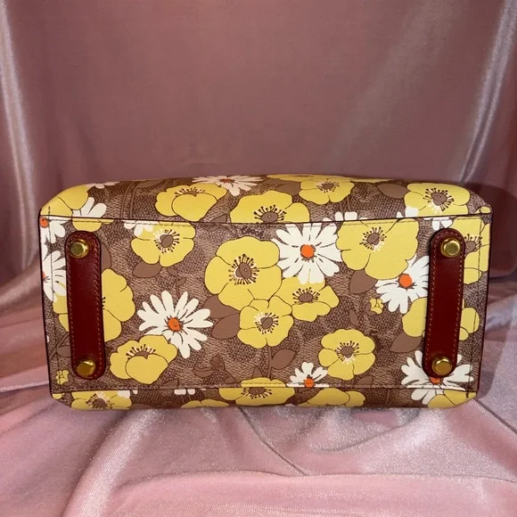 Authentic Coach Willow Tote 24 Floral Signature Canvas w/ Strap & Dust Bag - Picture 9 of 12